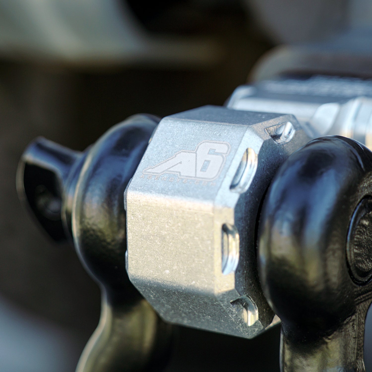 Shackle Block 2