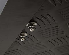 18089901 Bushveld hard shell roof top tent OVS