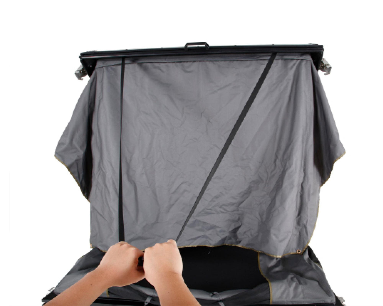 18099901 Mamba 3 Roof Top Tent - Clam Shell Roof Top Tent OVS