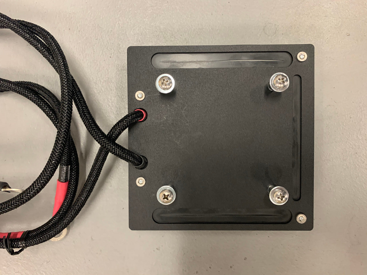 BantamX Touchscreen for Uni with 84 Inch battery cables