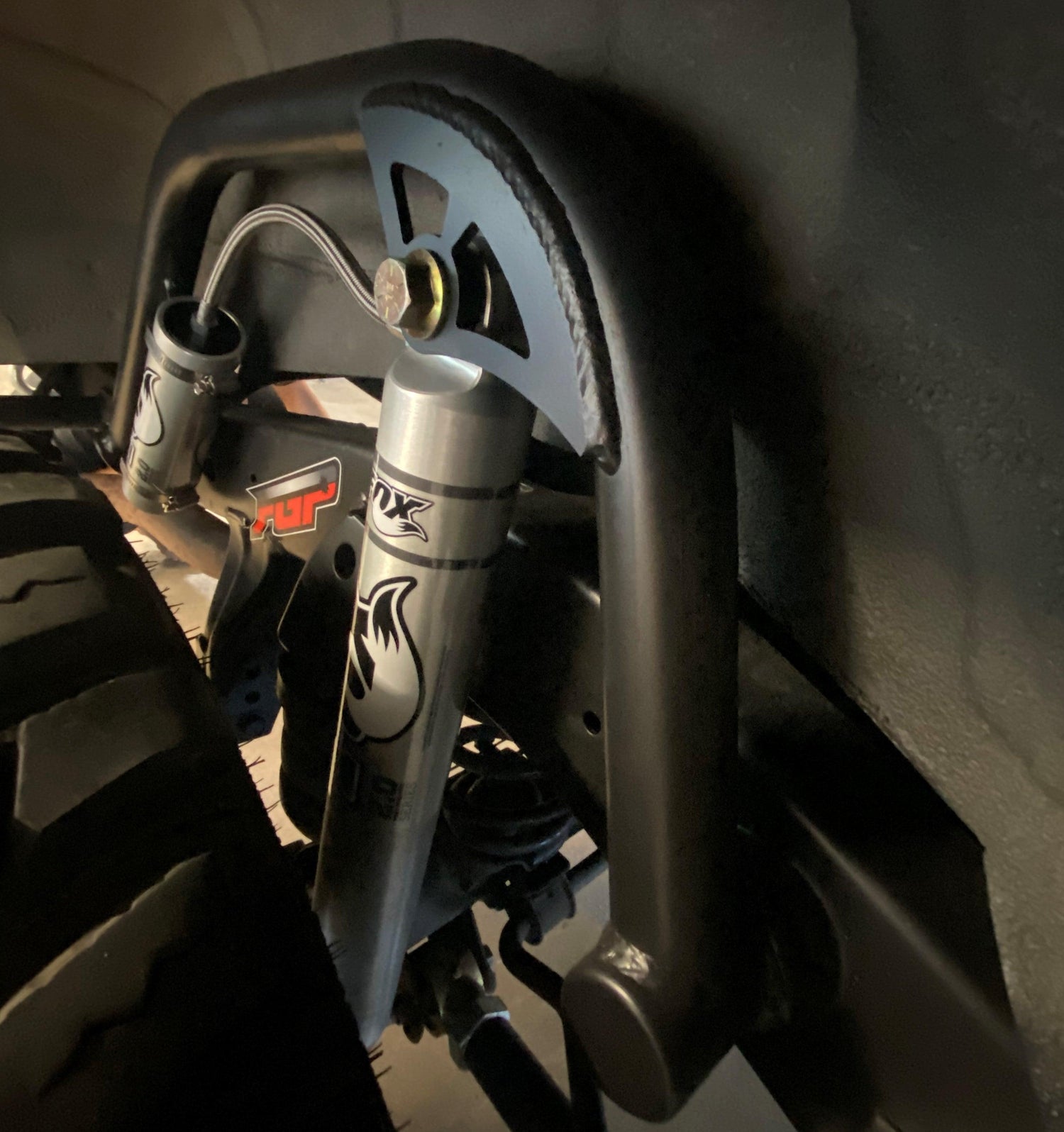 Outboard Shock Relocation (OSR) - 1st Gen Tacoma