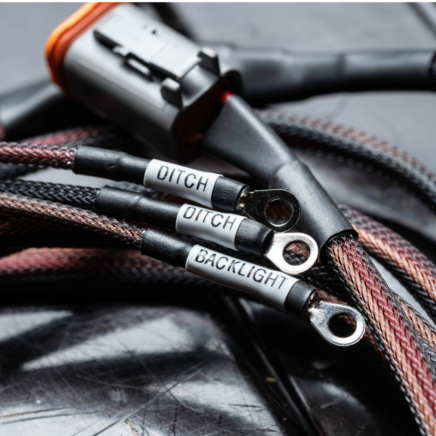 Plug-and-Play Wiring Harness for Full-Size Vehicles