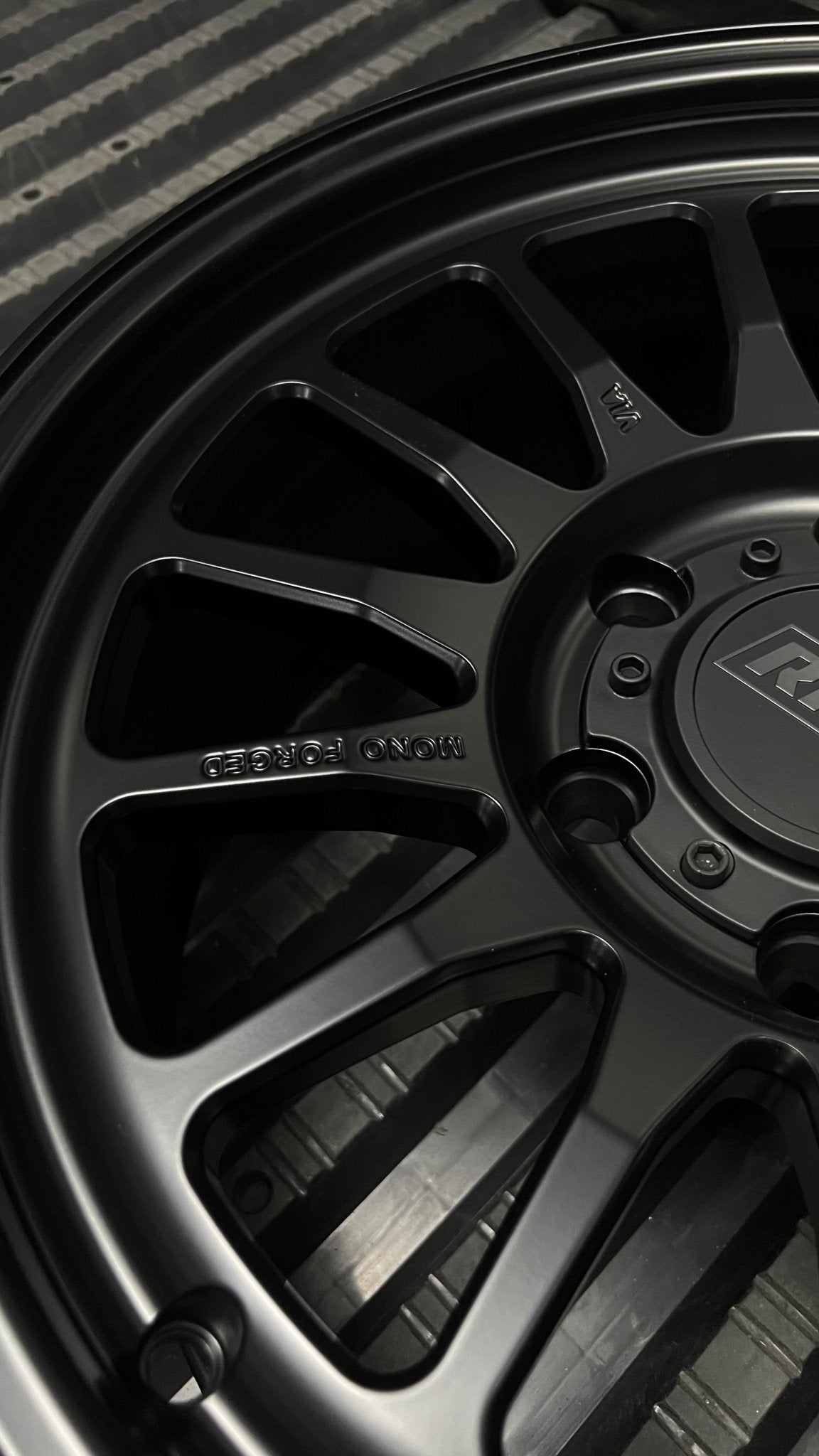 RS7-S MonoForged Wheel | MATTE BLACK