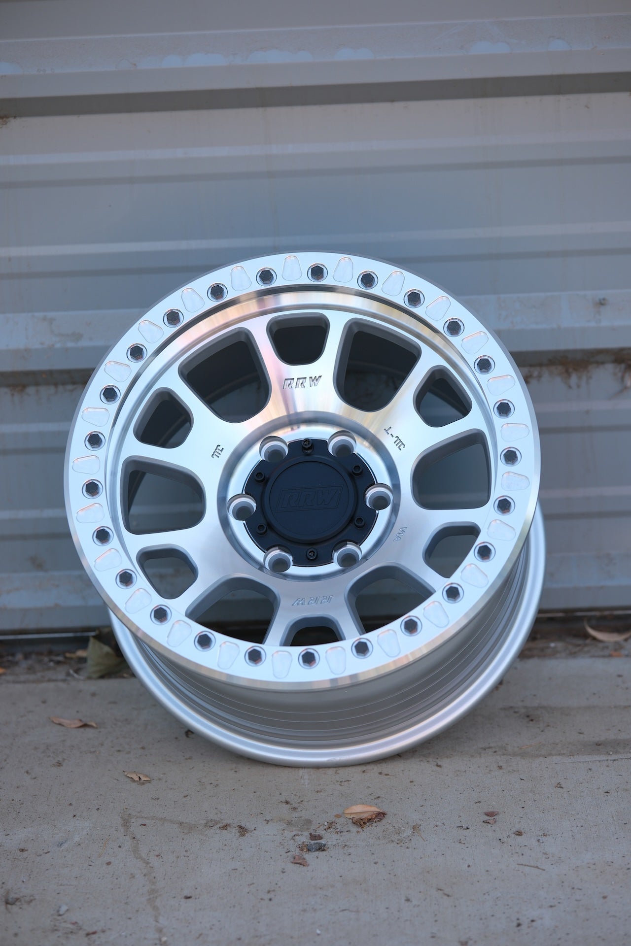RR5-H FLOW FORMED 17x8.5 Hybrid Beadlock | BRUSHED ALUMINUM