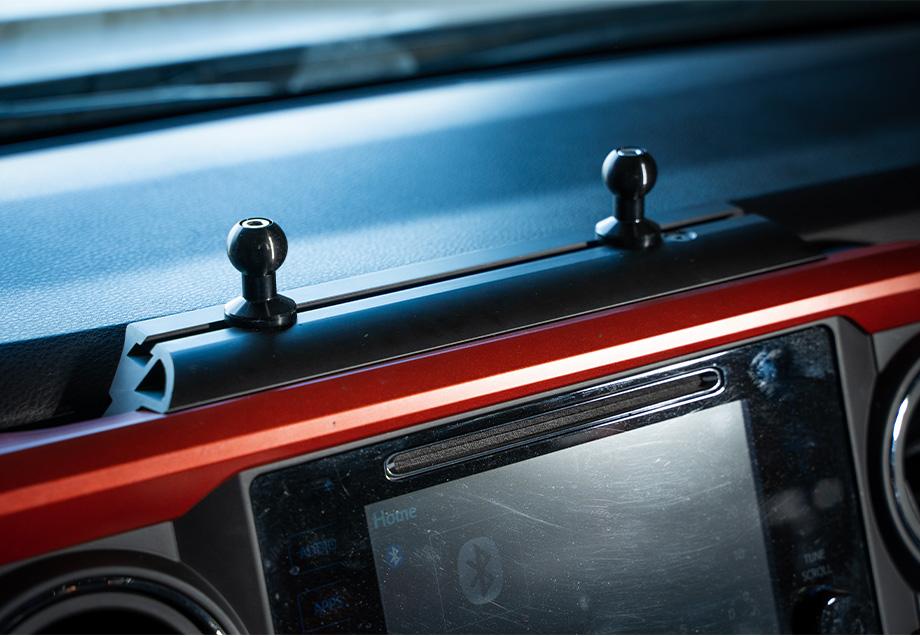 Dash Accessory Mount For 2016-2023 Toyota Tacoma
